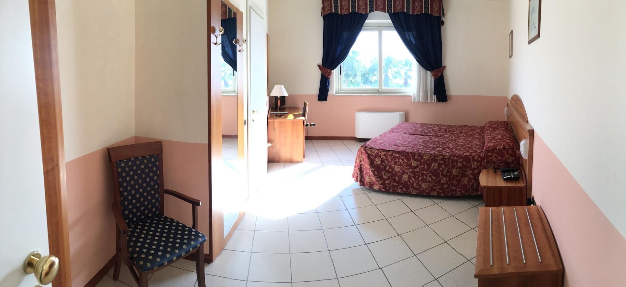 Partenone Resort Hotel Риаче-Марина Экстерьер фото