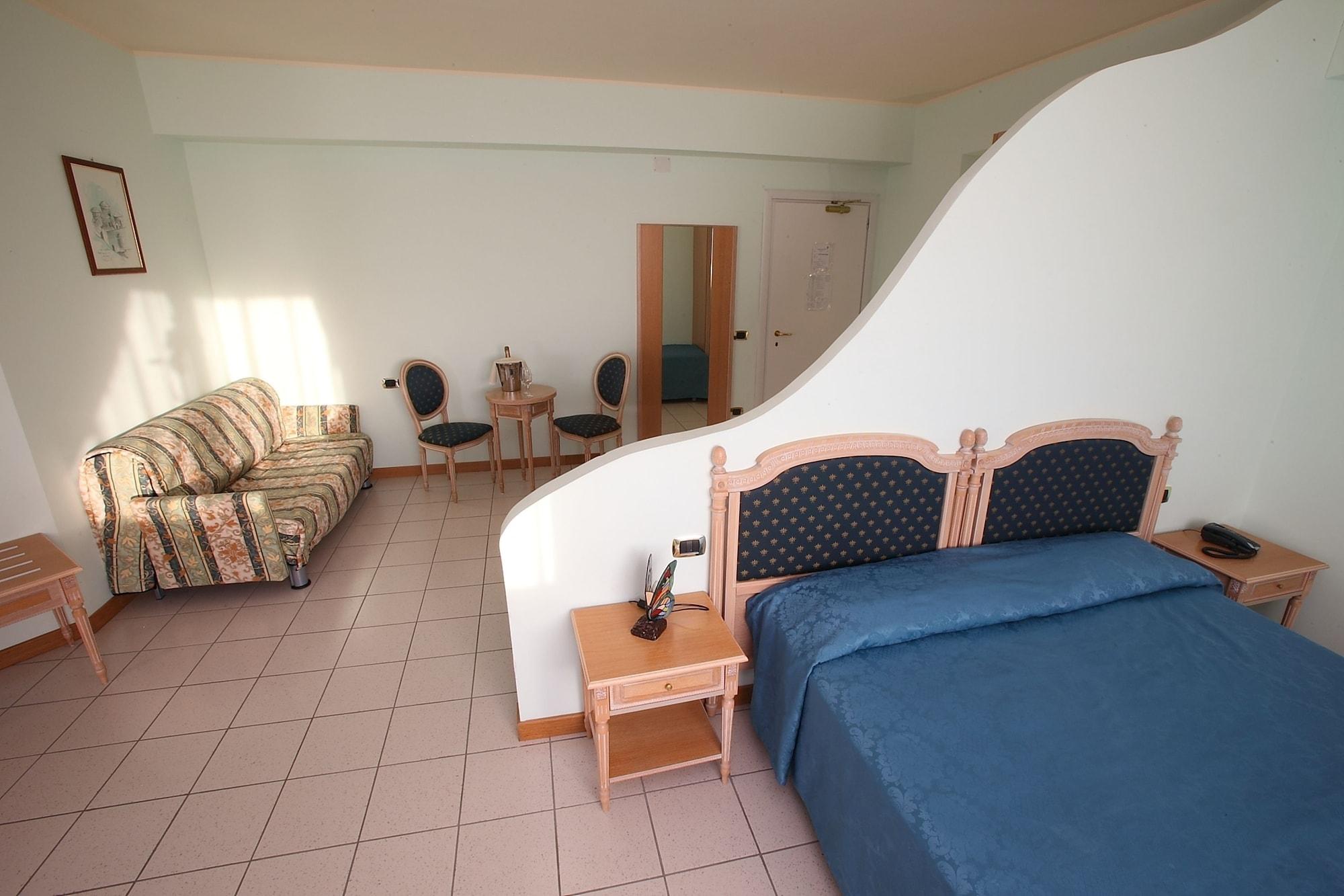 Partenone Resort Hotel Риаче-Марина Экстерьер фото